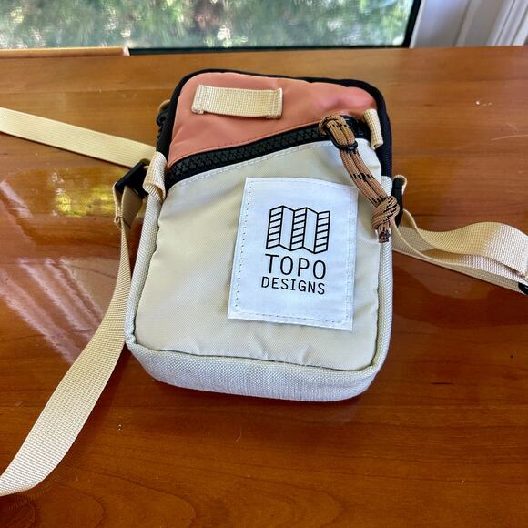 Topo Designs Mini Shoulder Bag – Colorblock Pink Black Crossbody Travel Pouch - Picture 1 of 11